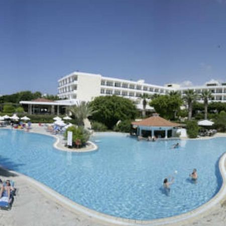 Avanti Hotel Paphos Exterior foto