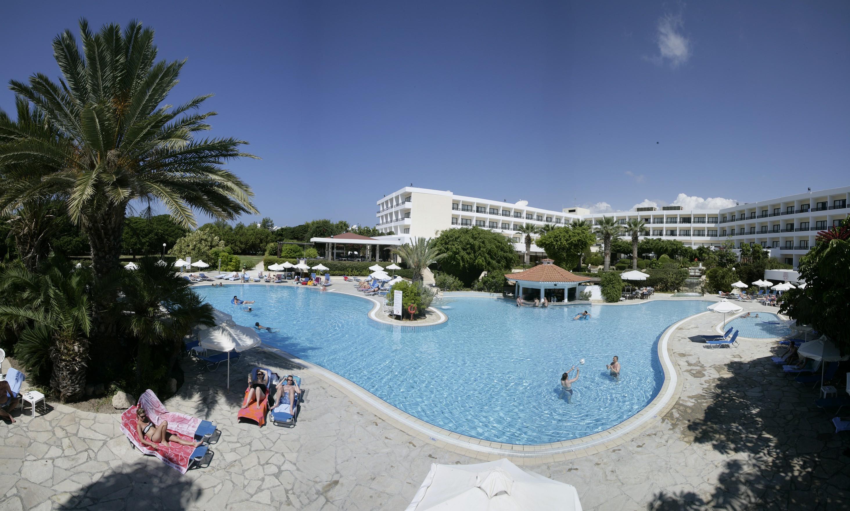 Avanti Hotel Paphos Exterior foto