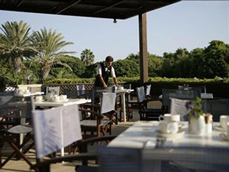 Avanti Hotel Paphos Exterior foto